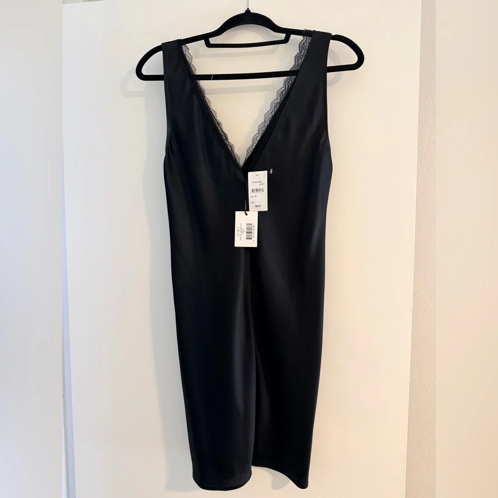 LESET Barb Lace V Neck Mini Dress - Picture 2 of 10